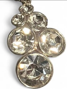 Vintage Rhinestone Silver Tone Pendant and 18” Necklace Chain